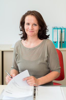 Frau Denies Lerch Porträt